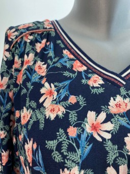 Robe imprimé col V MAE MAHE MAE MAHE