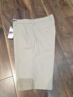 Short beige 3937 23 Pionier