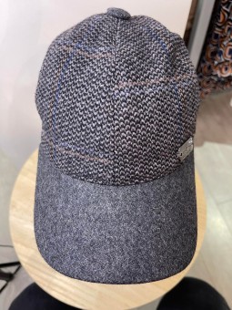 CASQUETTE américaine avec rabat 2556G