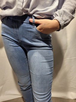 Pantalon en jean's fin 4915 JANNA-S STARK
