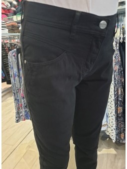 Pantalon en toile noir PRESTOA Maé Mahé MAE MAHE